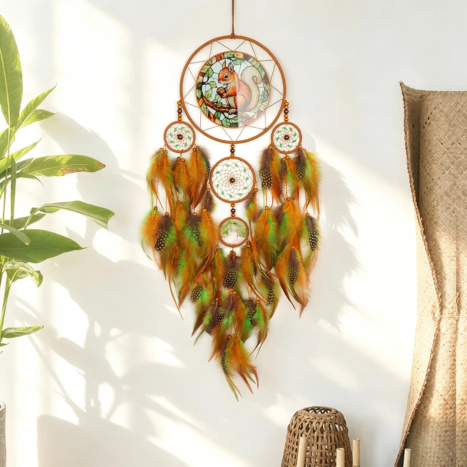 Squirrel Dream Catcher Wall Hanging Handmade Boho Feather Dreamcatcher Autumn Animal Pattern Home Decor Ornament for Bedroom