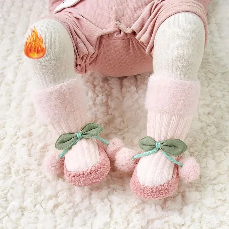 Calzini a Forma di Scarpa per Neonati con Stampa di Ciliegie, Super Morbidi, Antiscivolo, Caldi per l'Inverno, per Bambine