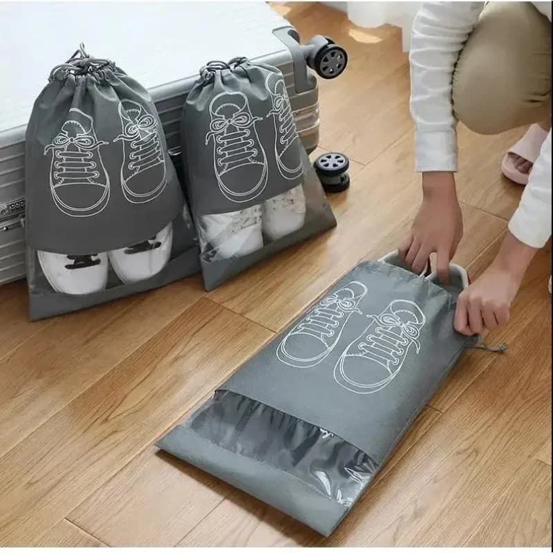 Nonwoven Fabric Storage Bags Travel Shoes Bag Portable Wardrobe Bag Hanger Bag for Waterproof Pocket Clothing