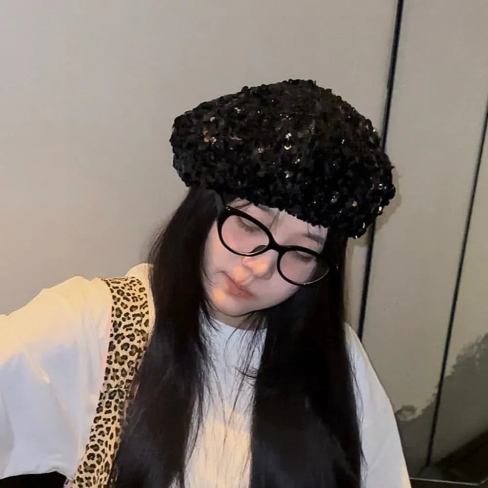 Retro Glitter Sequin Beret Sparkling Trendy Fashion Painter Hat Casual Style Chic Design Lady Octagonal Cap Outdoors Activities