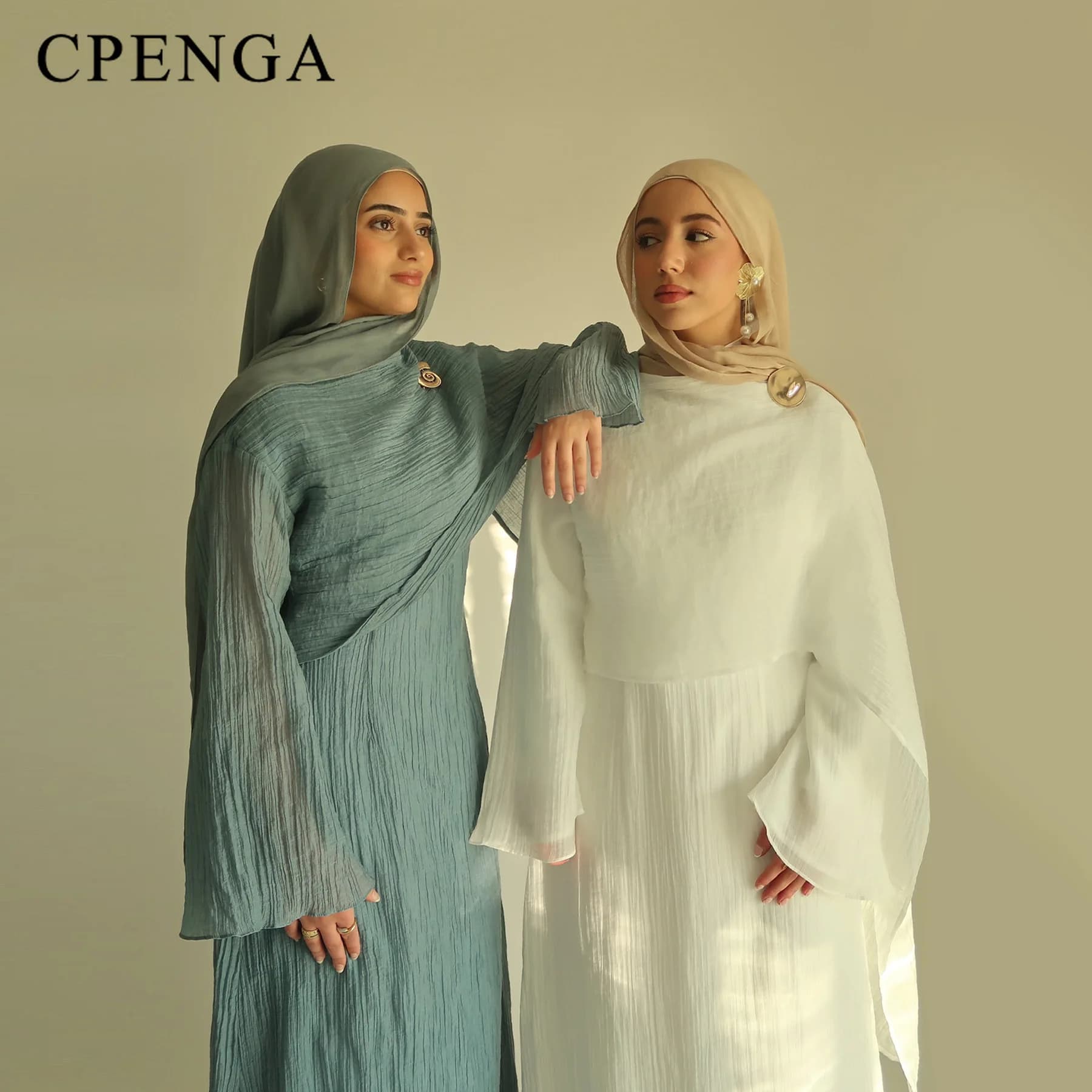 Muslim cardigan set in two pieces of the Middle East for woman Ramadan Eid Dubai modest Abaya dress Elegant Islamic dress in solid turkey
