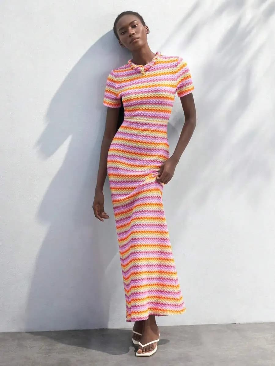 Women Multicolor Wavy Striped Knit Summer Dress Casual Fitted Pullover Round Neck Short Sleeve Beach Bohemian Style