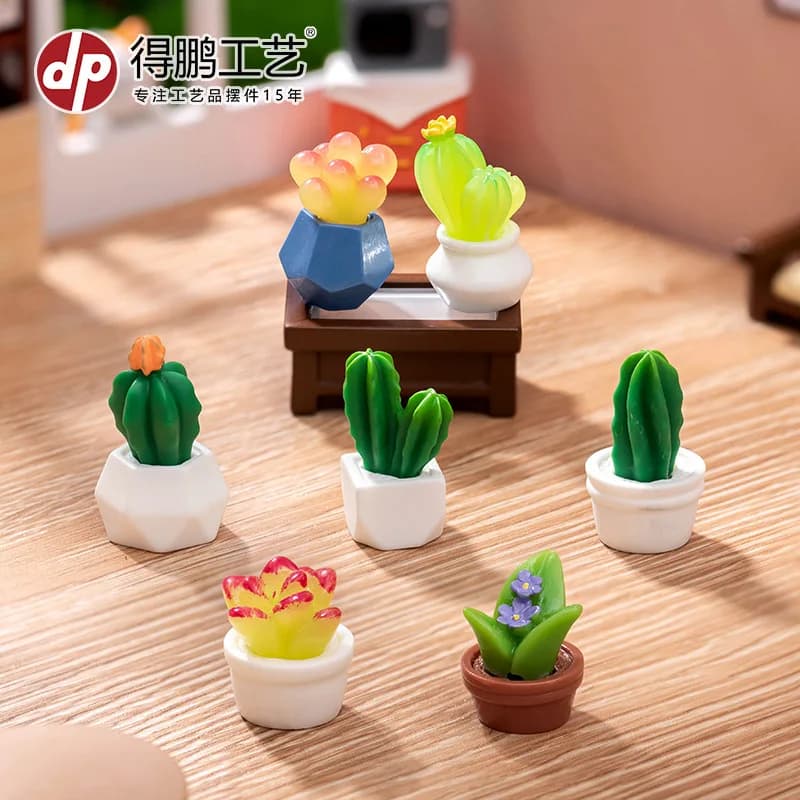 Ornaments for Landscapes in Miniature, Artificial Succulent Plants, Vase Cactus, Resin Crafts, Desk Decoration for Doll Houses, Small Ornaments