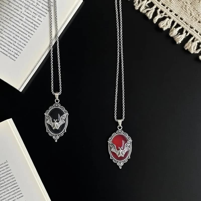 Hot-selling Gothic bat stainless steel pendant necklace jewelry crystal gemstone couple party necklace hip-hop style lucky gift