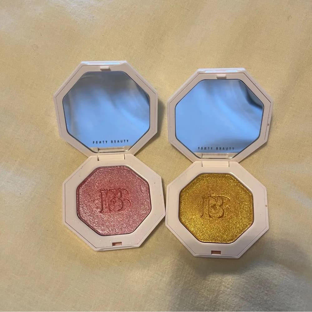 Evidenziatore perlescente fine flash oro rosa originale coreano Fentybeauty polvere di riparazione schiarente per evidenziare il viso opaco lucido