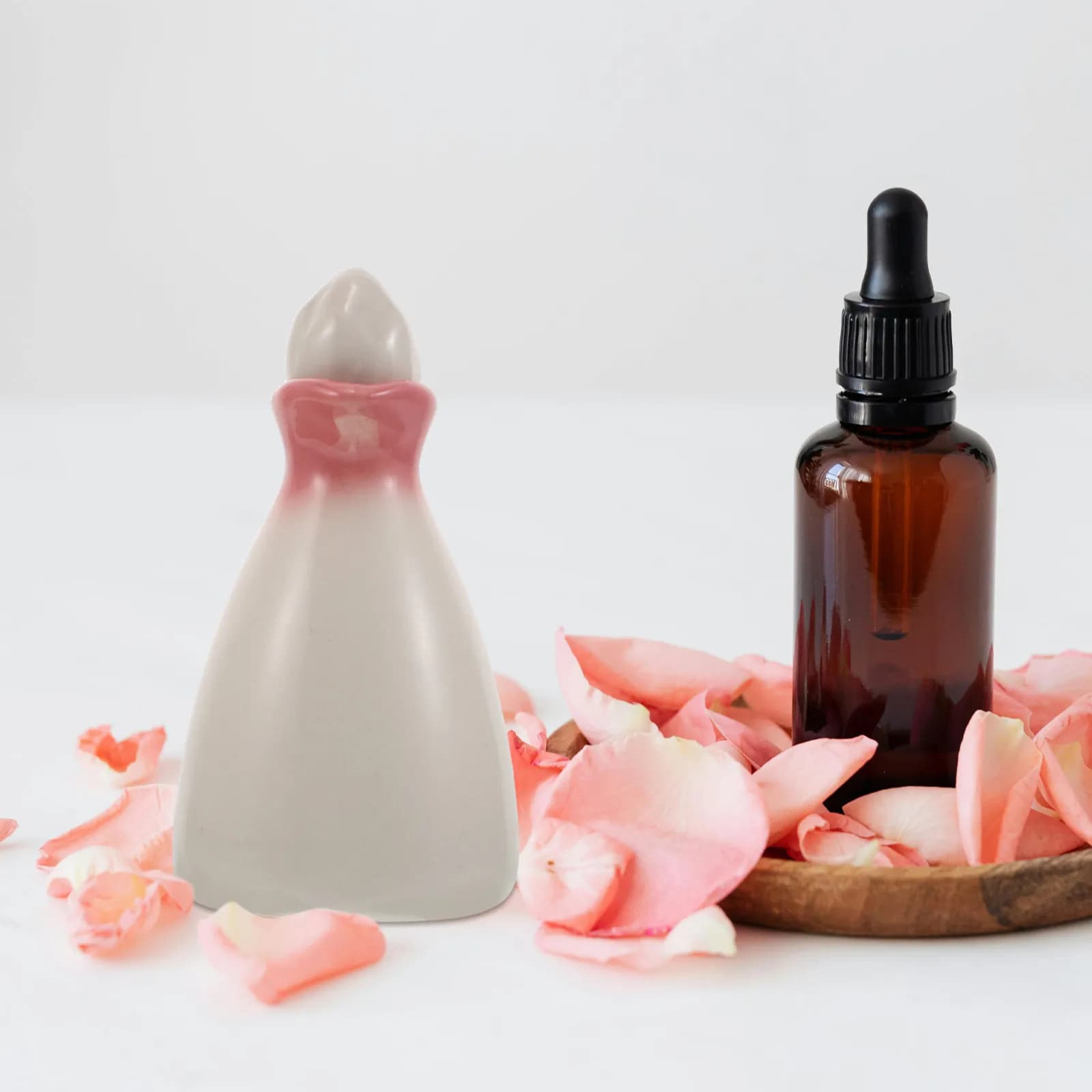 Diffusore di Oli Essenziali in Ceramica 40Ml Stile Giapponese Minimalista Dispenser per Aromaterapia Bottiglia Ricaricabile in Porcellana per Oli Profumati