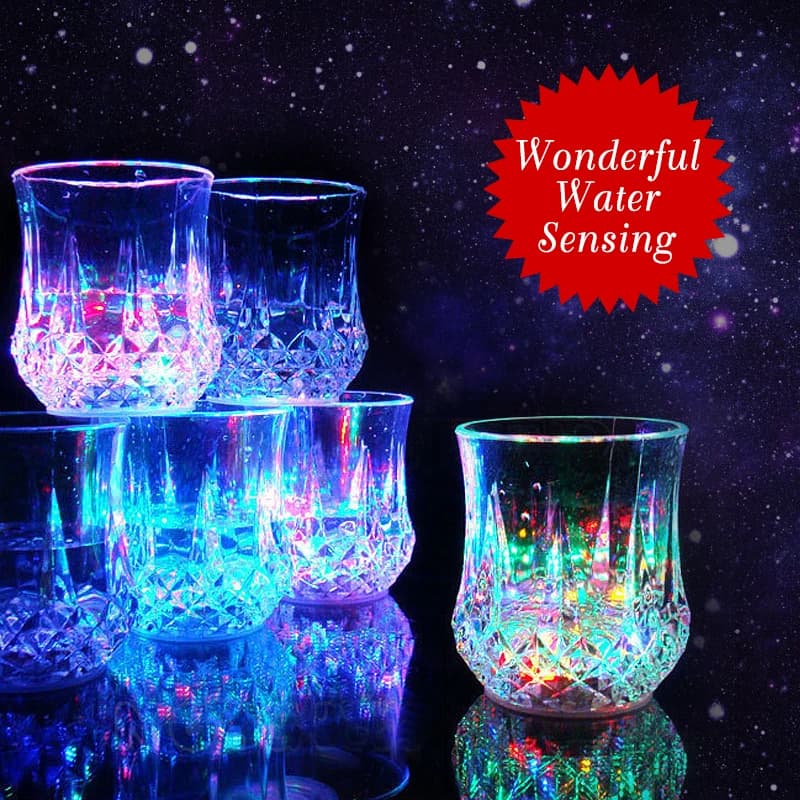 Creative Light Up LED Cups tazze lampeggianti automatiche per bere tazze che cambiano colore birra Whisky Glass Cup per Bar Club Party Supplies