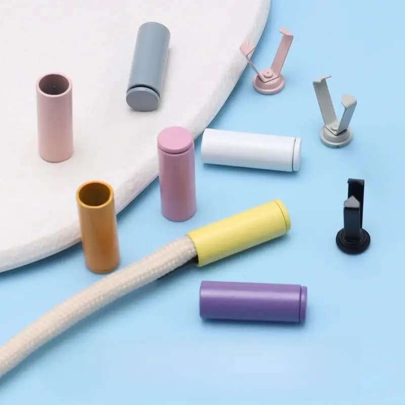 10 Pezzi Nuovi Accessori Fai-da-te per Borse, Scarpe e Abbigliamento: Terminali in Metallo per Corde, Fermagli, Tappi, Chiusure per Cordoncini, Fibbie a Campana