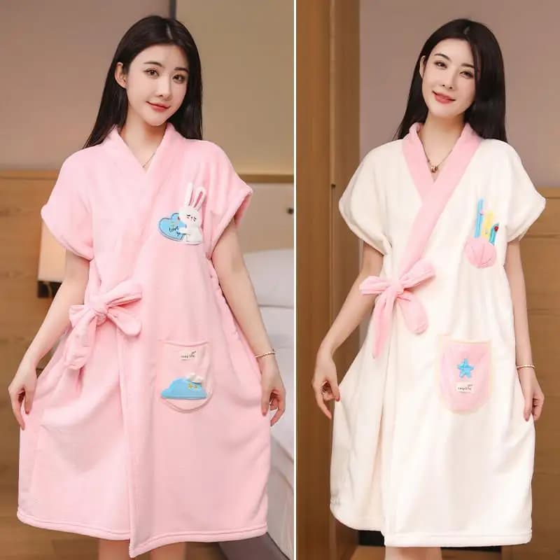 Bathrobe in Pure Cotton Fast drying, Absorbent, Summer, for Woman, New 2025, with Cartoon Printing, Antibacterial Material