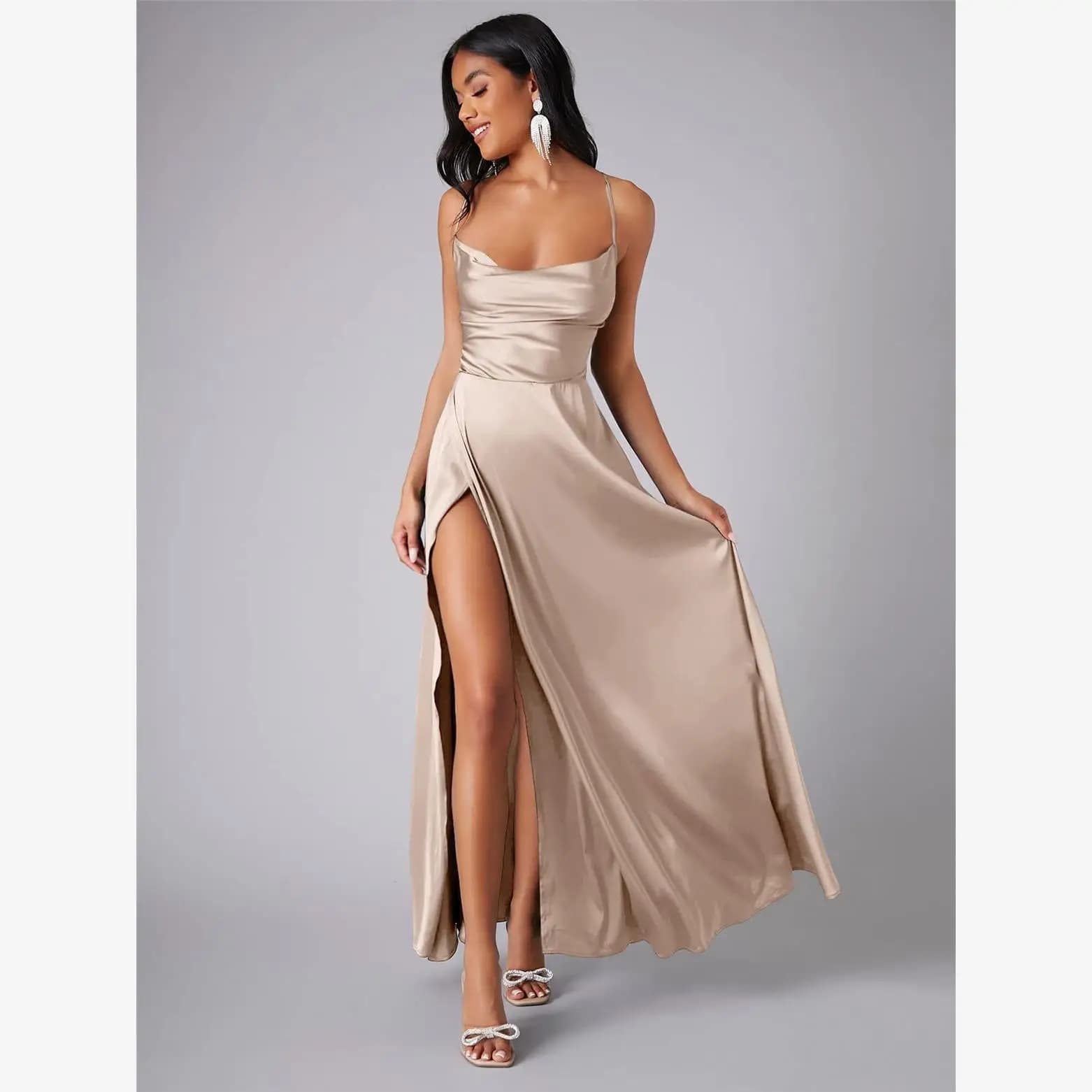 Outfitgirl Sexy Slim Fit Backless Long Dress High Waist A-Line Skirt Polyester Fabric No Sleeve V-Neck Gown for Women 18-39