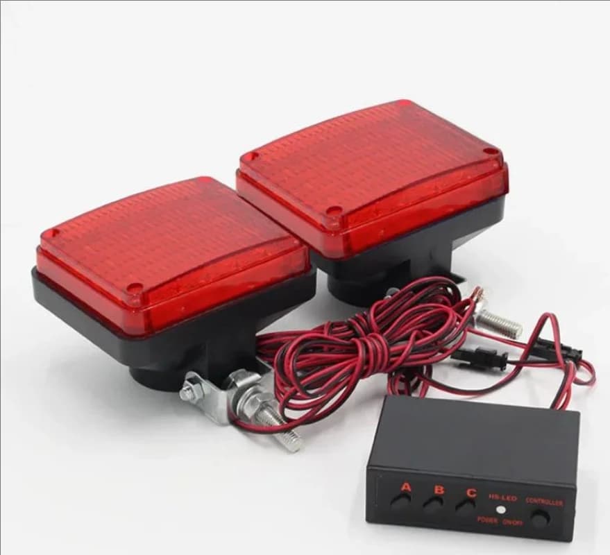 1Set Red POLICE Motorcycle Led driving flash light fendinebbia Moto Emergency warning Strobe flasher beacon signal attenzione lamp12V
