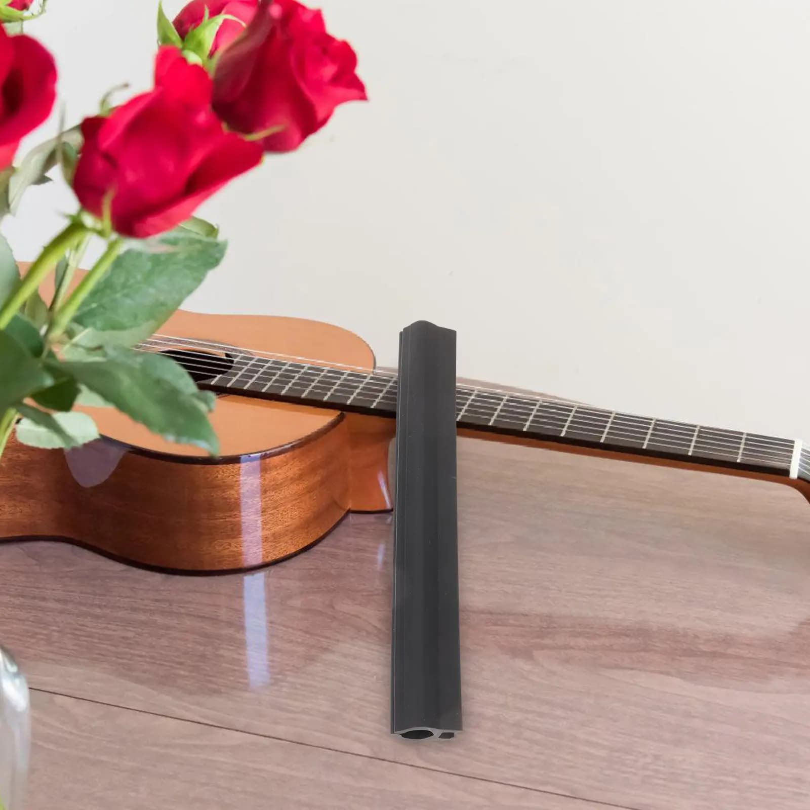 Guitar Pick Holder Rubber Clamp Mic Stand Clip Adjustable Firm Grip Microphone Stand Picks Holder for Acoustic Electric Bass
