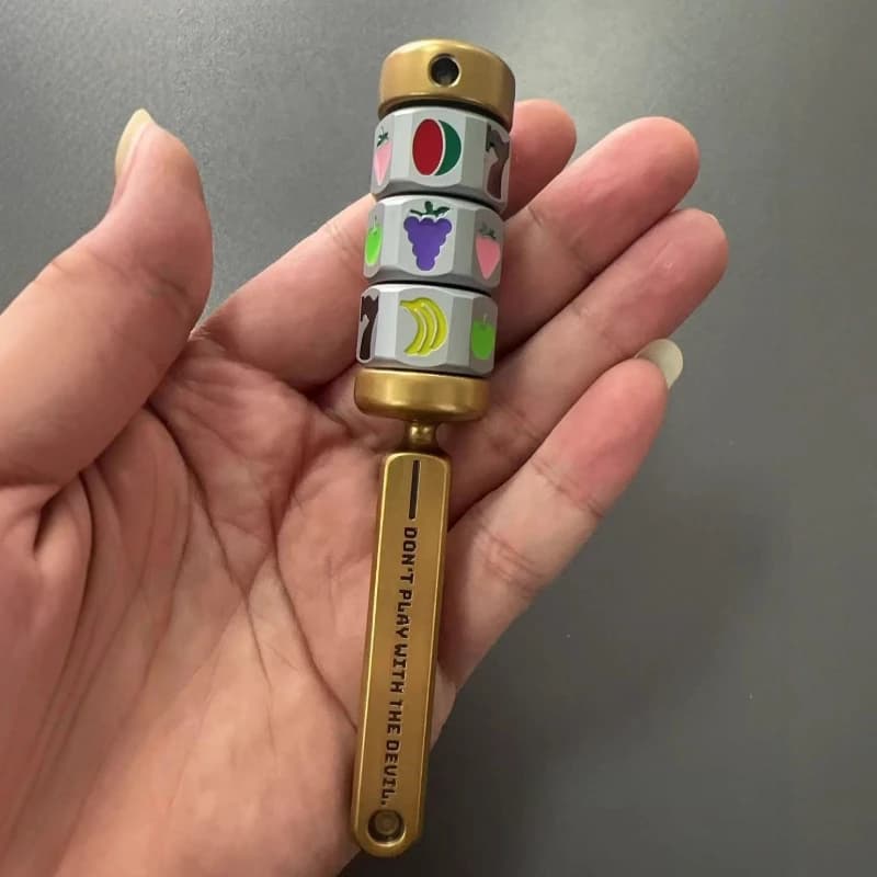 Metallo Fidget Roller Spinner Spinta magnetica Moneta Ruota fortunata Tirando la punta delle dita Trottola Punta volano EDC Giocattolo antistress