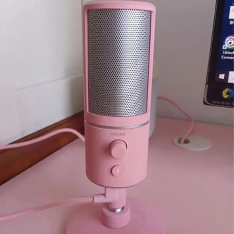 Microfono USB Seiren X per Streaming con Capsule a Condensatore da 25mm e Pattern di Cattura Integrato, Plug & Play USB