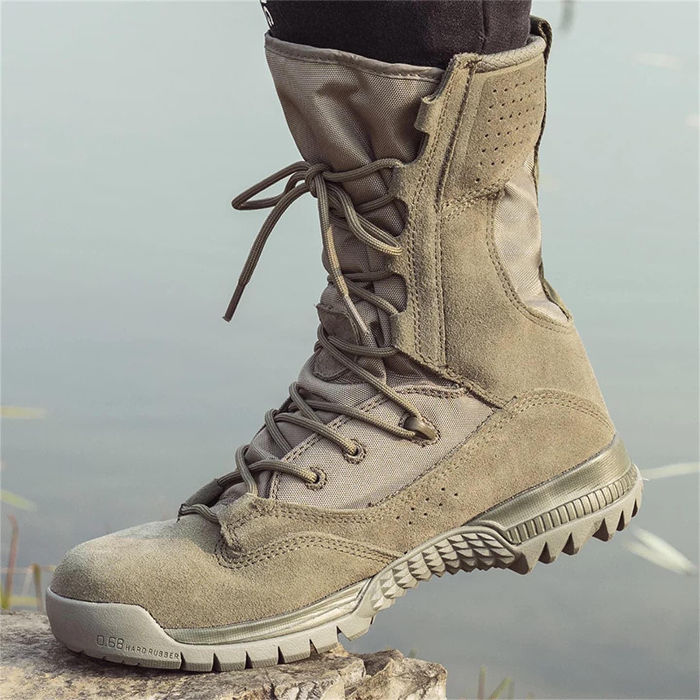 Stivali da caccia mimetici alti da uomo Scarpe tattiche traspiranti Stivali da alpinismo impermeabili resistenti all'usura per escursioni all'aperto