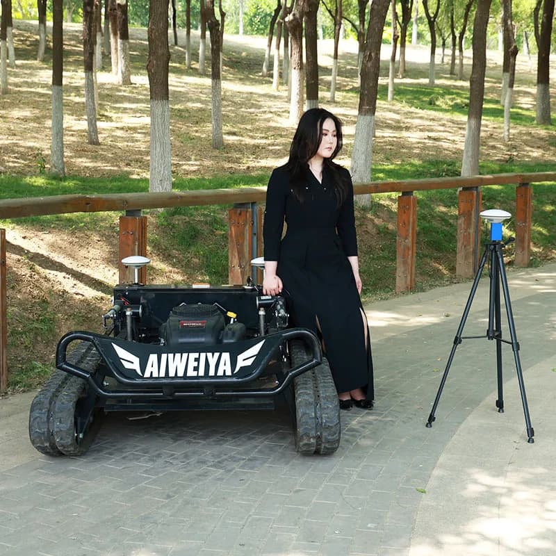Customized Humid Slope Mower for Wet Zone Protection Slope Mowing City Ring Mower for Urban Circular Green Belt Maintenance