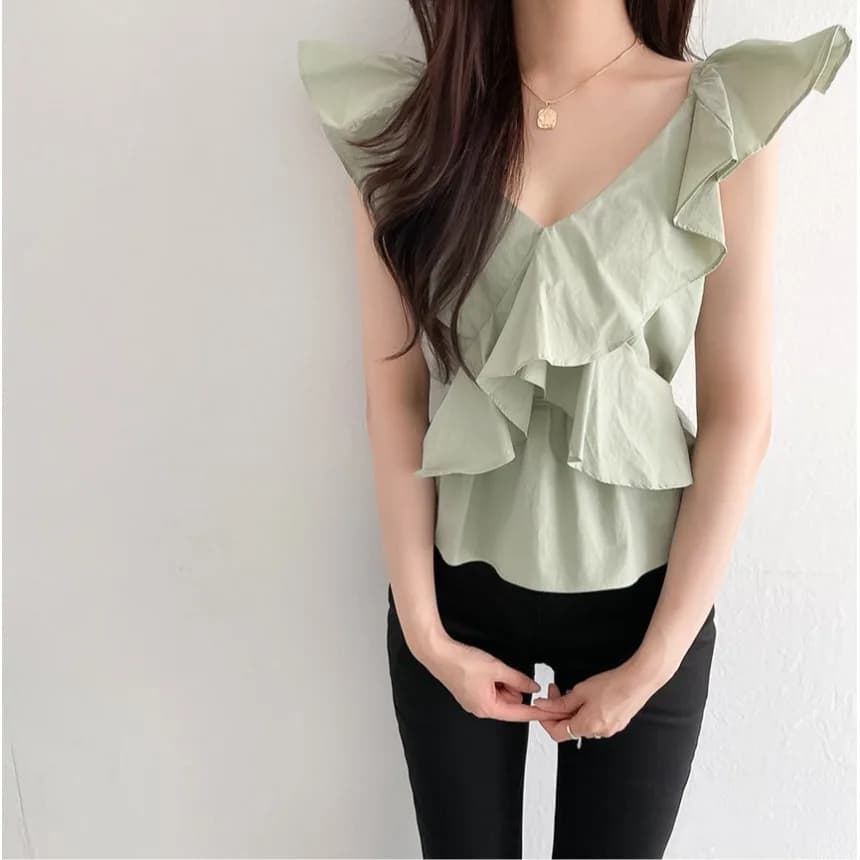 Korean Style Lace Trim Belted Vest Top Women's Fashion Spring Autumn Winter Sleeveless Inner Wear Regular Fit Street Style