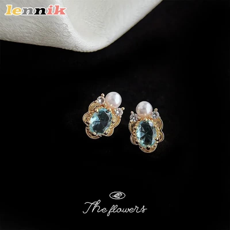 Acquamarina 14K Placcato Oro Micro-intarsiato Zircone Letterario Retro Pendolarismo Versatile Design Creativo Accessori per le orecchie Nuovi gioielli per l'orecchio