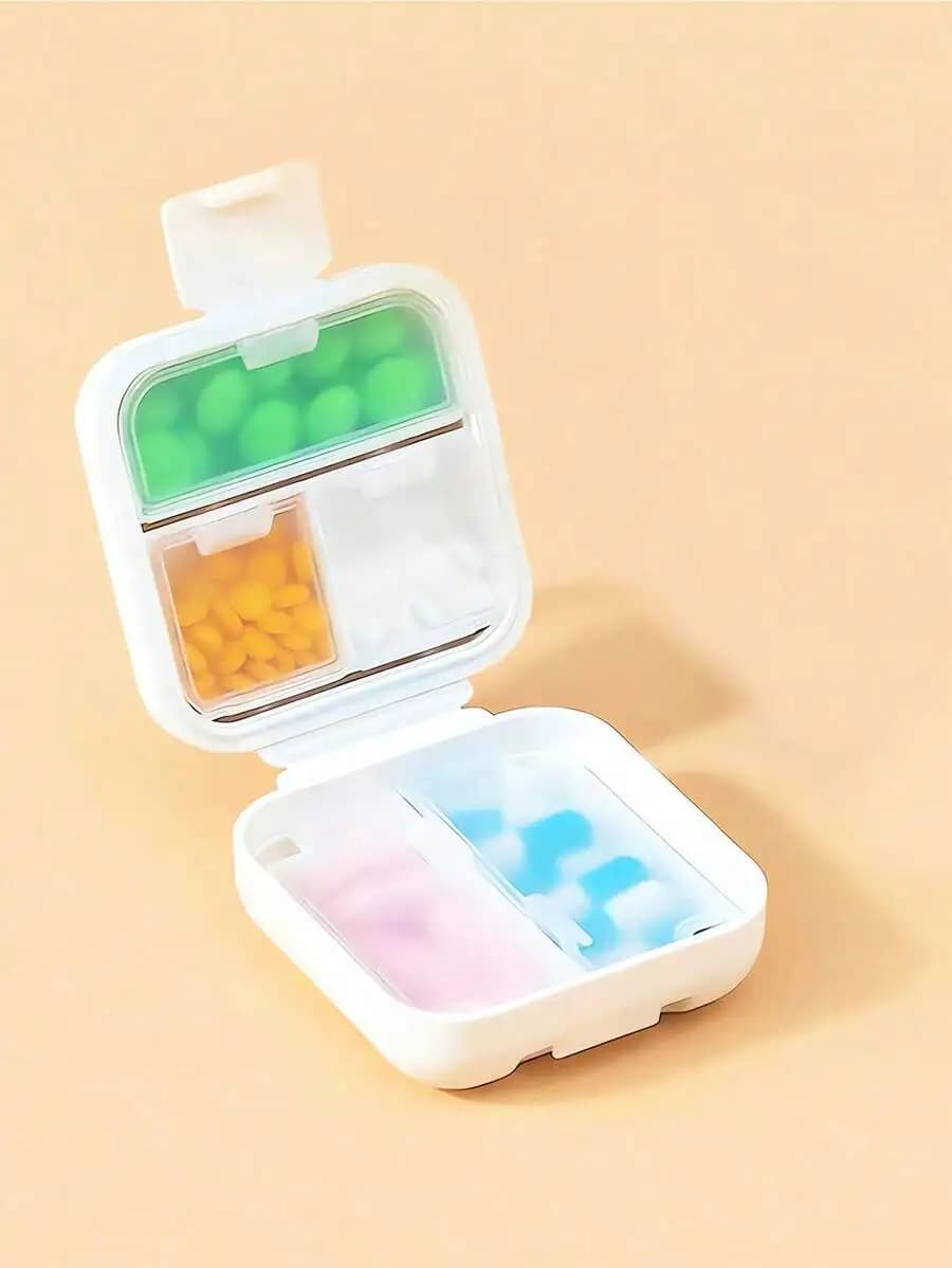 Organizzatore compatto per medicinali impermeabile a 4 scomparti, custodia da viaggio in PP per vitamine, integratori, farmaci giornalieri, casa ed esterno