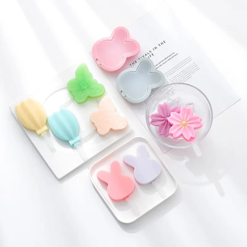 Gelatiera in silicone multi-modello con coperchio Stampo per ghiaccioli fai-da-te fatto a mano Macchina per gelato semplice per la casa