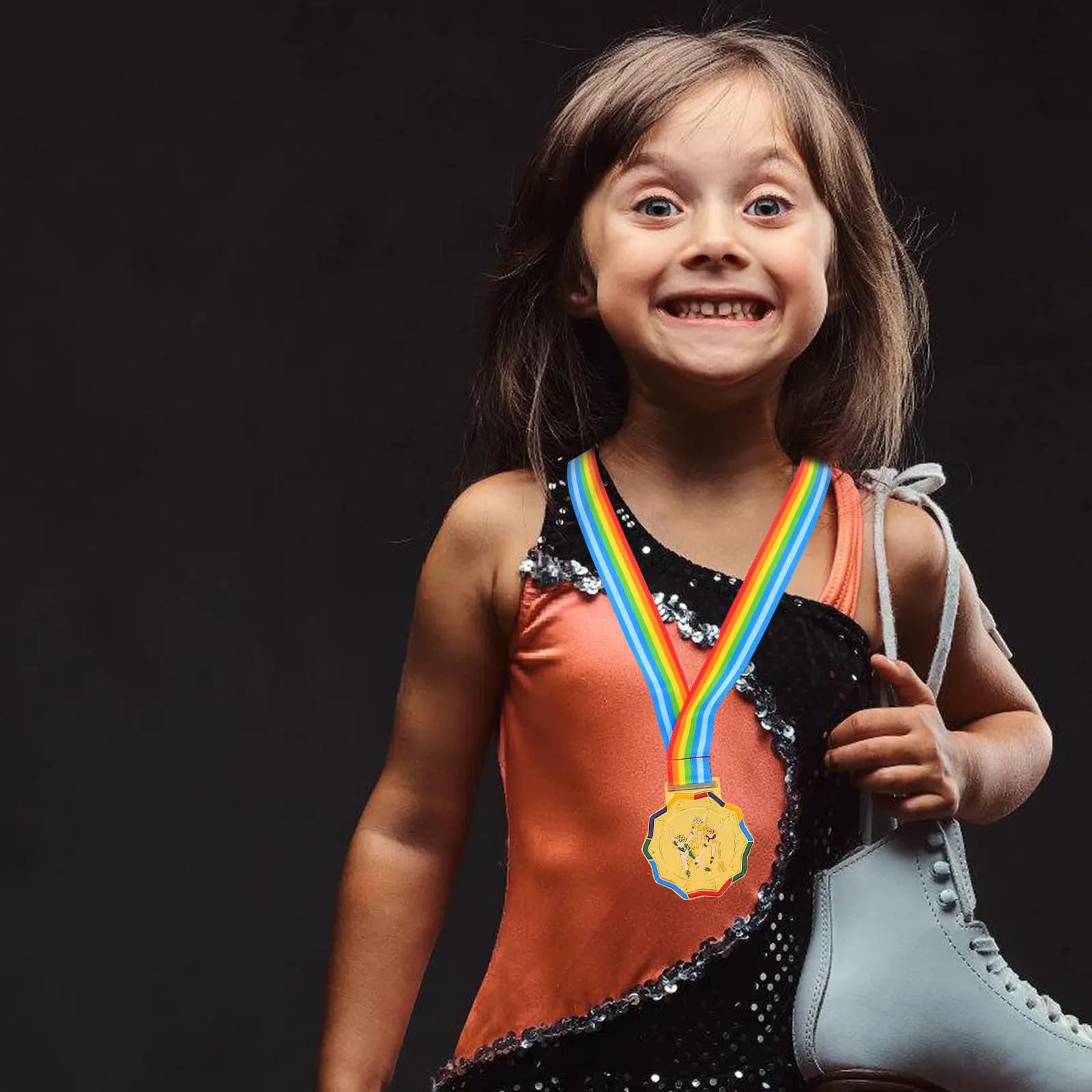 Medaglia premio per pattinaggio sul ghiaccio per bambini, trofeo con nastri dai colori vivaci per i vincitori delle gare sportive
