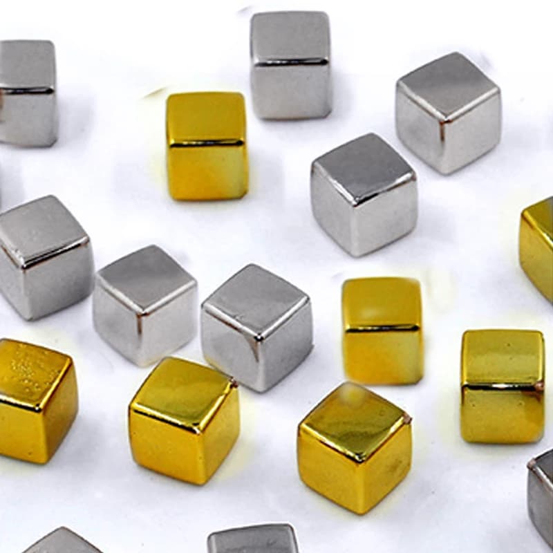 100 pz/set Oro Solido Quadrato Angolo di Cristallo Dadi Pezzo degli Scacchi Ad Angolo Retto Cubo Setaccio Per Gioco Di Puzzle 8mm