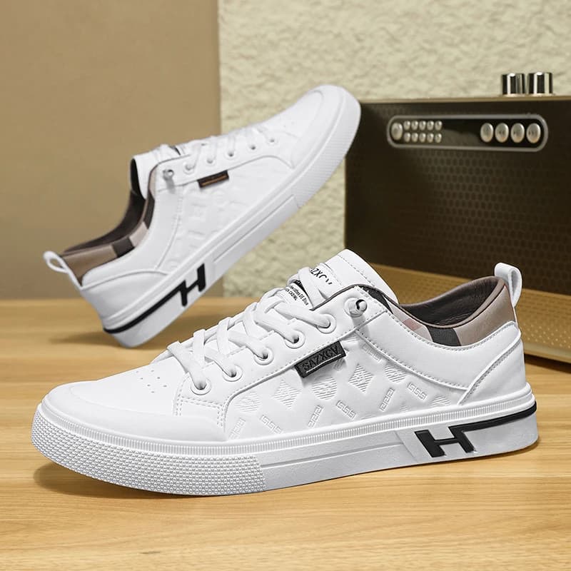 Scarpe da ginnastica casual bianche da uomo Vendita calda Scarpe da skateboard da uomo Scarpe da ginnastica classiche di design per uomo Scarpe da ginnastica piatte Scarpe sportive antiscivolo