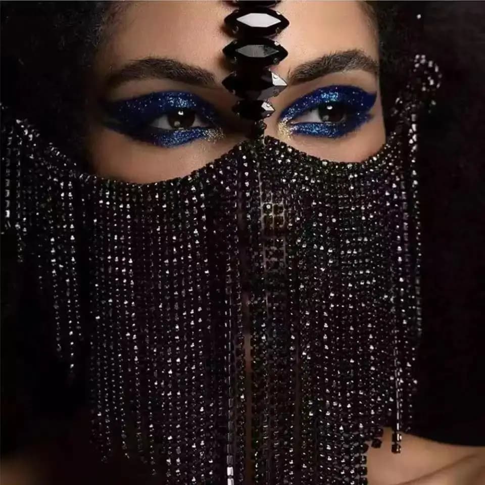 Maschera Nera con Catena a Artiglio, Nuova Moda, con Cristalli e Nappe, Gioiello per il Viso per Feste in Discoteca e Compleanni