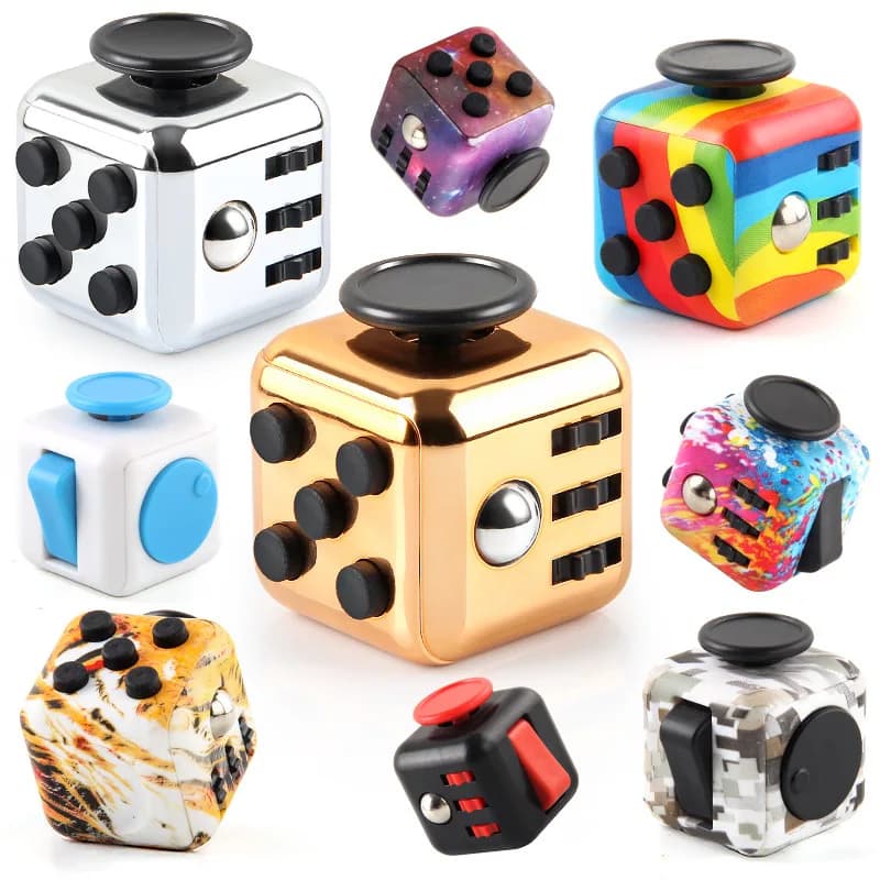 Dadi di decompressione Fidget in tinta unita per rilasciare lo stress Autismo Ansia Alleviare i bambini adulti Sollievo dallo stress Anti-stress Punta delle dita