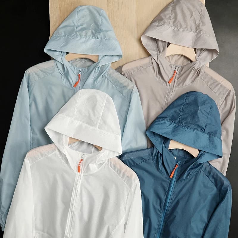 Giacca da uomo Changfengzhou sottile come la seta, estiva, traspirante, con protezione UV, con cappuccio e cerniera, leggera, lunga.