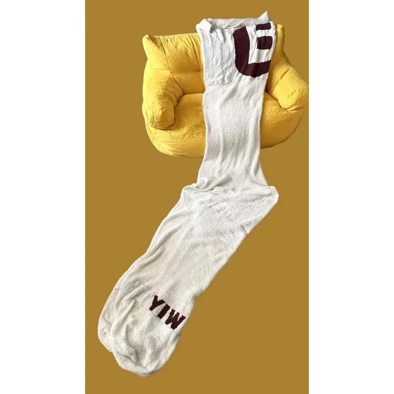 Funny socks Hail socks Big socks Creative sleeping bag Chunky fur from the outside Sofa Soft and hot blankets Man Woman Children