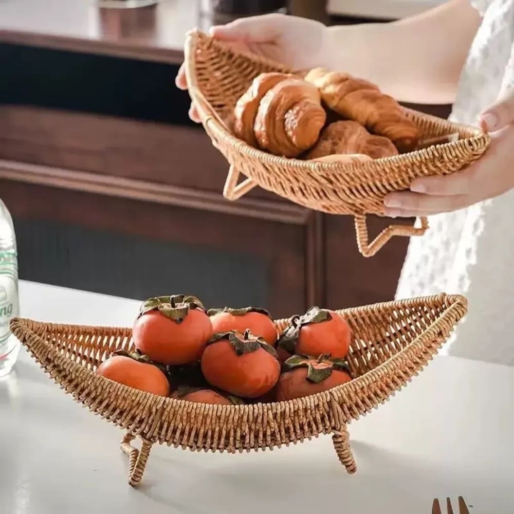 Large Capacity Plastic Hand-Woven Basket Hollow Drain Rustic Cosmetics Storage Basket Moisture Proof Fruit Bread Basket