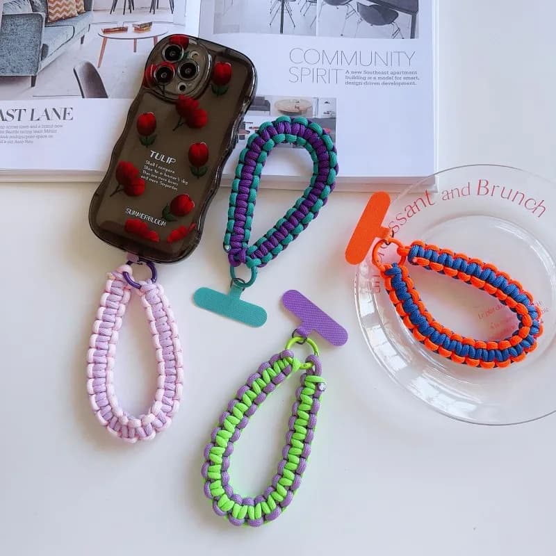 New hand woven mobile phone cord universal wrist strap rope pull rope short rope pendant fashion for mobile phone