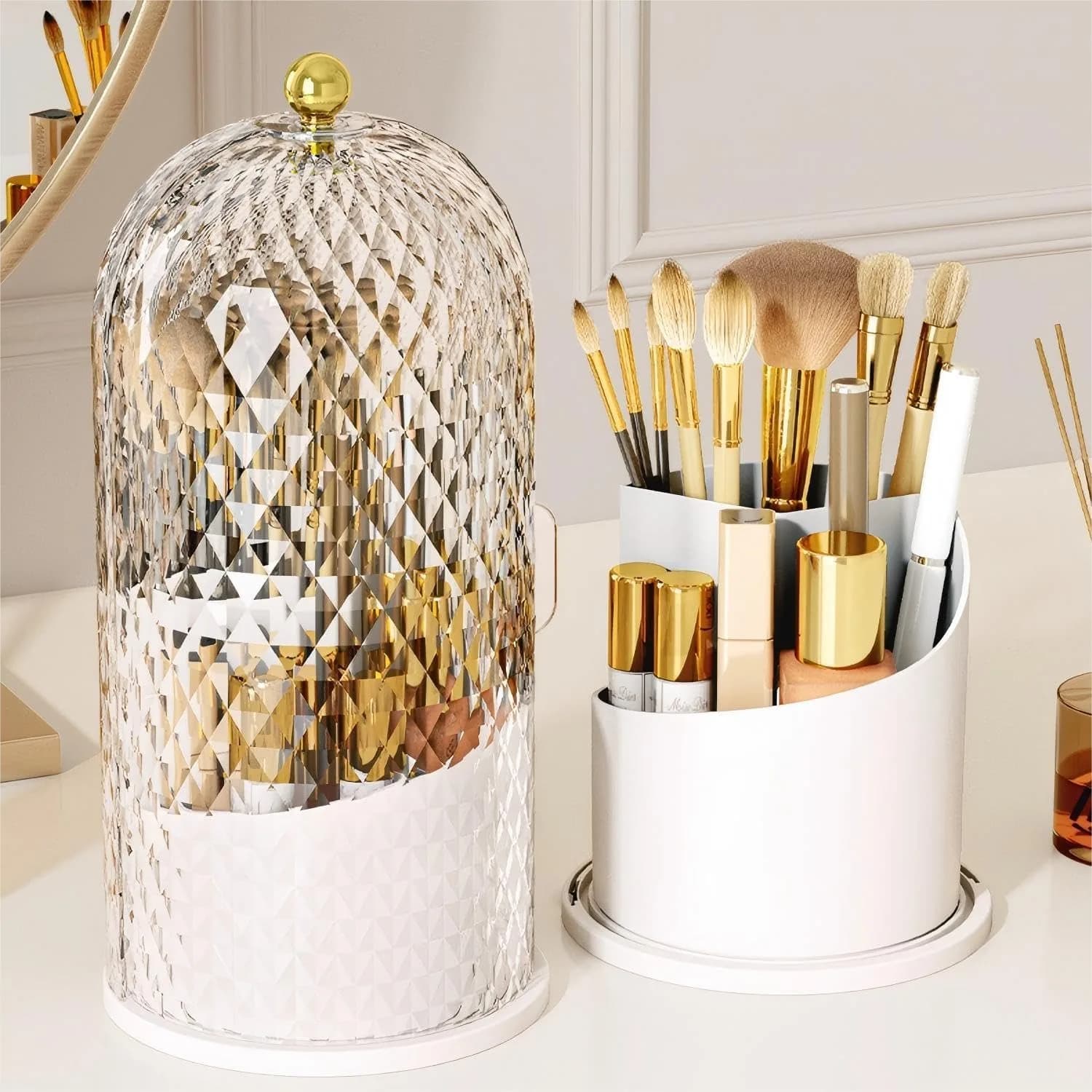 Makeup Brush Holder with Lid, 360 Rotating Diamond Pattern Storage Box, Waterproof Dustproof Organizer for Vanity Bathroom White
