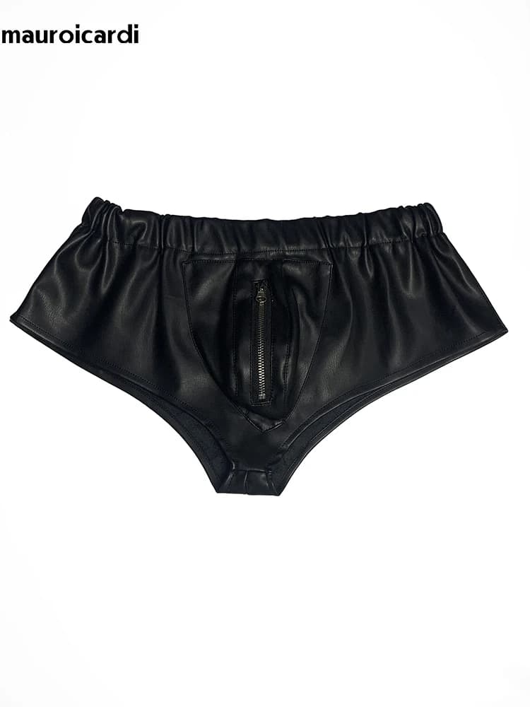 Pantaloncini in pelle nera morbida aderente primavera estate per uomo Vita elastica Abiti emo di lusso Intimo uomo Perizoma rosso sexy 2025