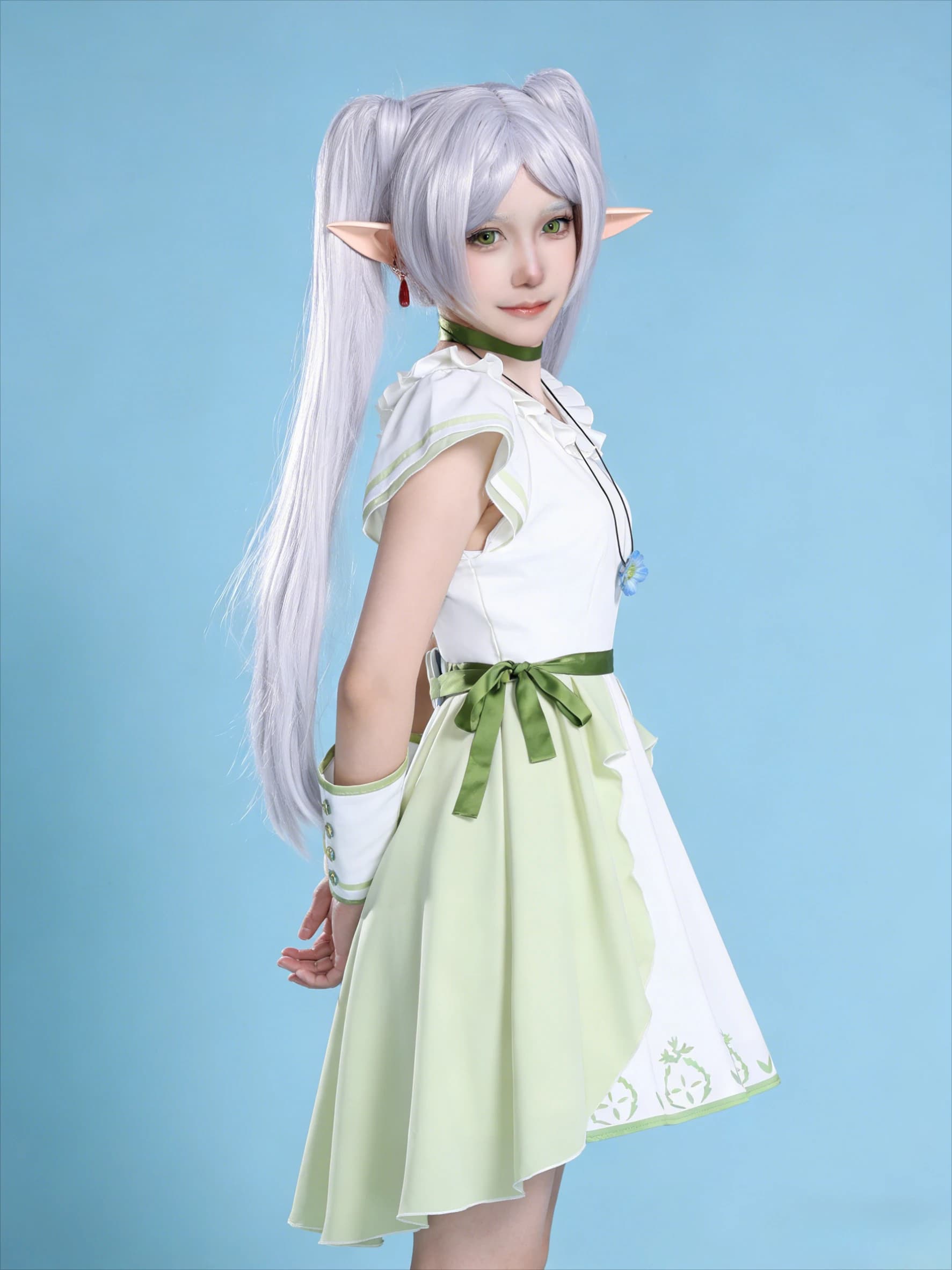 Anime Frieren: Beyond Journey's End Woman Cute Leisure Suit Halloween Party Cosplay Costume White Princess Dress Daily Skirt Wig