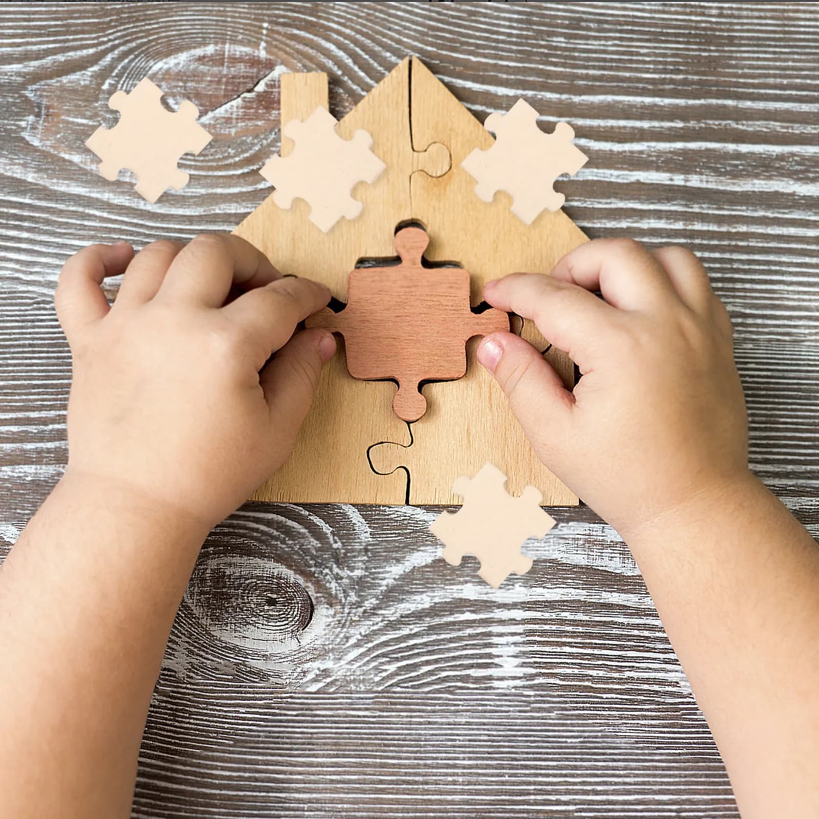 50 Pezzi di Puzzle in Legno, Blocchi di Legno Grezzi per Lavoretti Creativi, Ideali per Progetti Fai-da-Te e Coordinazione Occhio-Mano per Bambini