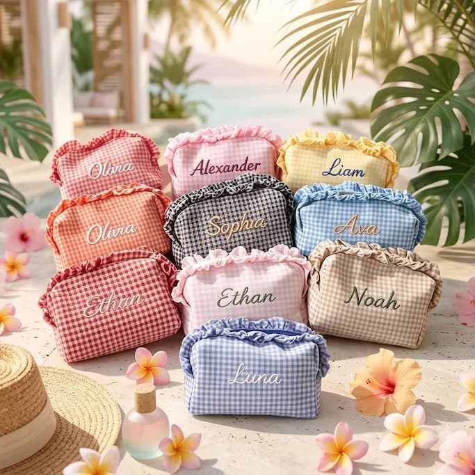 Custom Name Makeup Bag with Delicate Ruffle Trim, Cute Soft Korean Cosmetic Pouch, Great for Daily Vacation Use,bridesmaid Gift