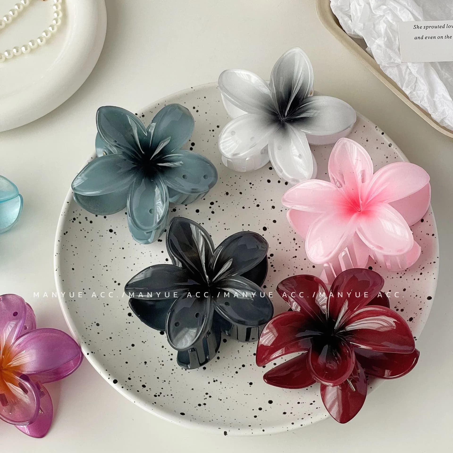 Fermagli per capelli sfumati hawaiani Artigli per capelli a forma di fiore di grandi dimensioni Moda Copricapo Forcina per donne Ragazze Accessori per capelli Barrette di granchio
