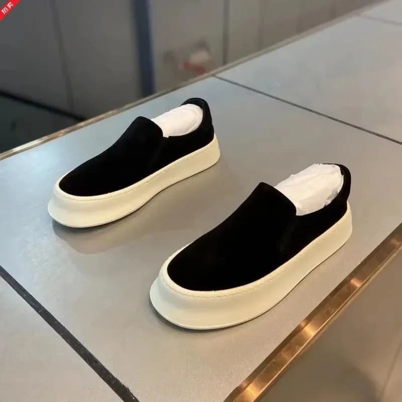 Men Canvas Slip On Loafers Designer Brand Hot Sale Mens Flats Casual Shoes Outdoor Soft Sole Breathable Driving Walking Sneakers