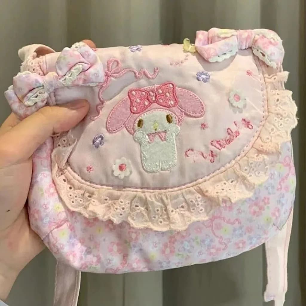 Sanrio Hello Kitty single shoulder bag in Japanese style, with Melody wallet and storage device, cute cartoon anime character