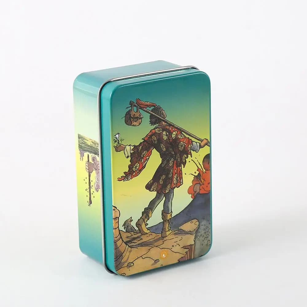 Tarocchi New Vision da 10*6 cm in una latta