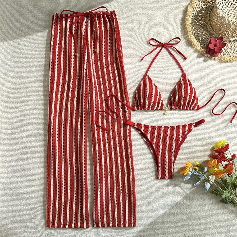 Costume da bagno a 3 pezzi con pantaloncini all'uncinetto a righe rosse, bikini a triangolo con laccetti e micro perizoma sexy da donna 2026