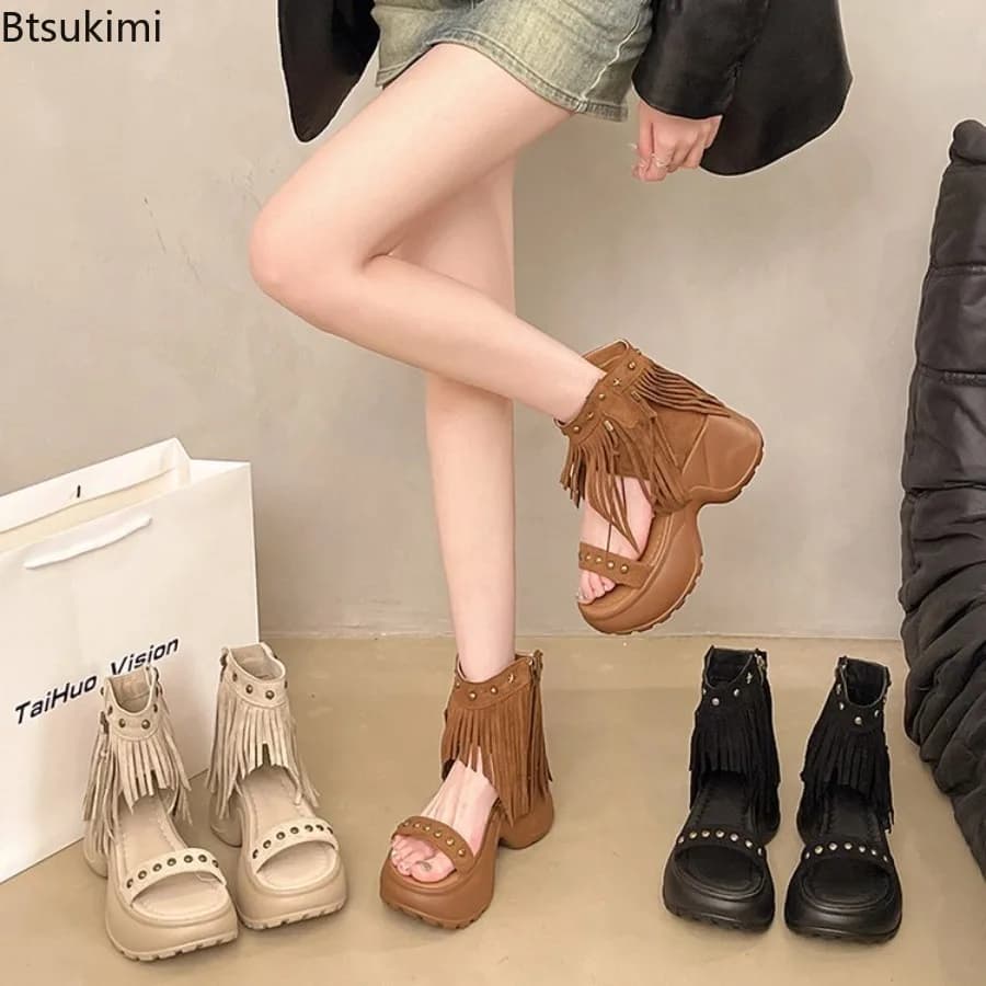 Summer New Sandals Fashion Bohemia Style Women Platform Sandals Retro Tassel Rivet Design Comfortable Open Toes Woman Cool Boots