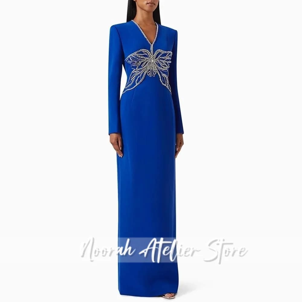 Abito da sera di lusso dell'Arabia Saudita a maniche lunghe con scollo a V N blu royal 2025 Abito da sposa con applicazioni Abito lungo da ballo personalizzato