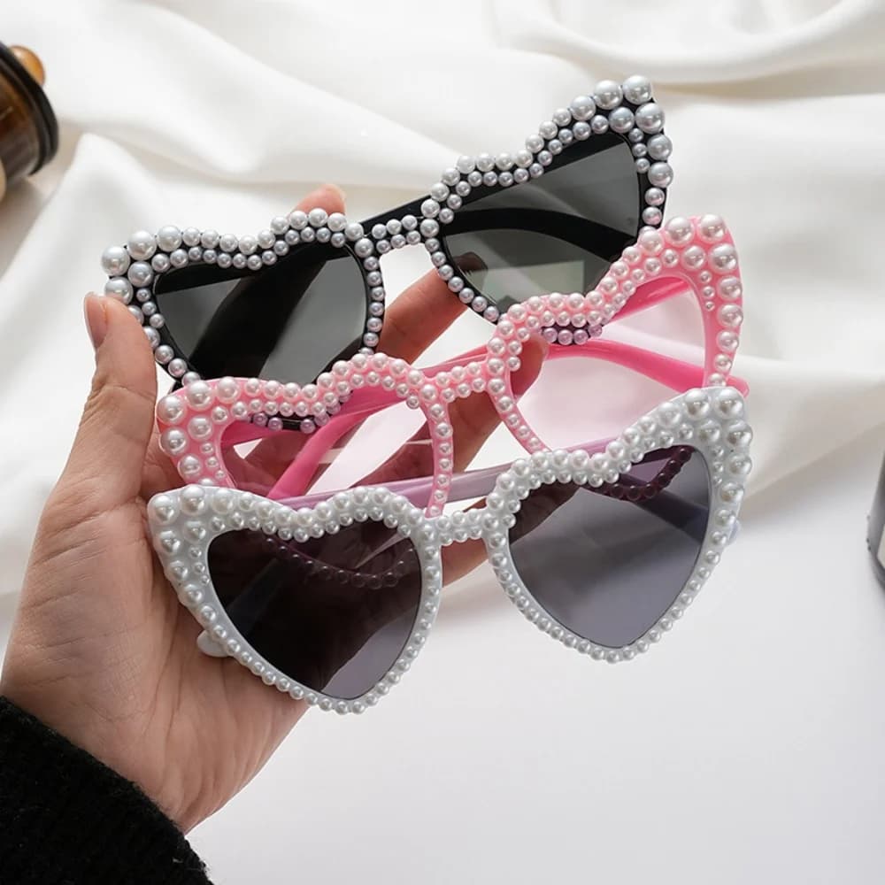 Occhiali da Sole con Perle, Occhiali da Sole a Cuore alla Moda, Occhiali da Sole con Montatura Grande UV400 per Vacanze, Raduni e Viaggi