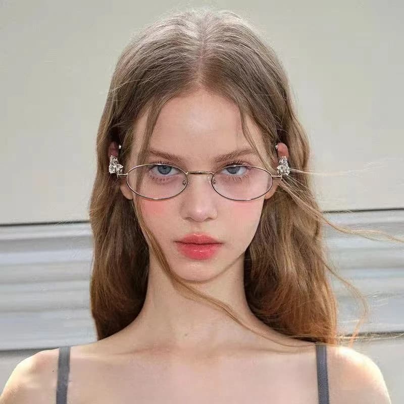 Stylish Y2K Oval-framed Glasses Instagram-worthy Resin Blue Light Blocking Glasses Rhinestone-studded Sunglasses