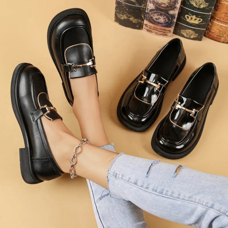 New autumn slip-on round-toe shoes with soft soles, comfortable, stylish, versatile, thick-soled, height-increasing loafers