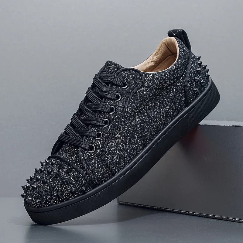 New Men's Casual Shoes Comfortable Soft Punk Style Board Shoes Fashion Nail Anti Slip Wear Resistant Personalized Sneakers