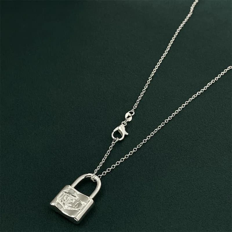 Collana Romantica con Lucchetto in Argento Sterling 925 per Donne, Gioiello di Alta Qualità per Matrimoni, Feste e Regali di Coppia